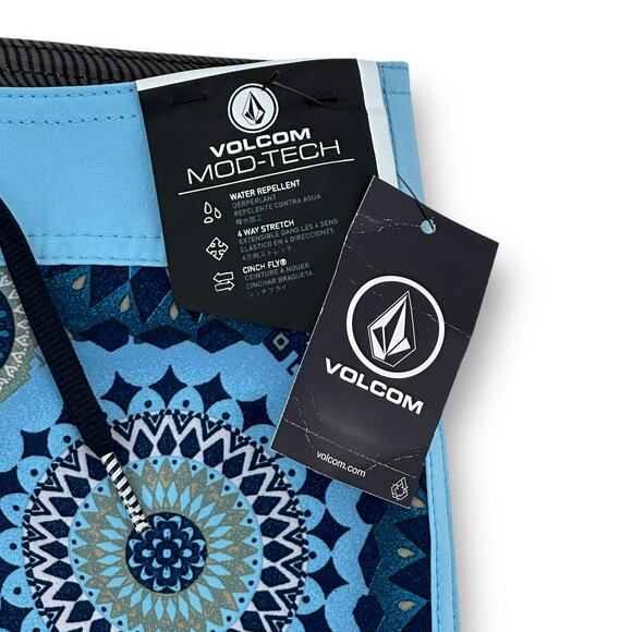 Volcom Mod Barnacle Medallion Scallop Print Board Shorts Boys Size 28 16 L - Picture 3 of 9